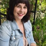 La autora Myriam López