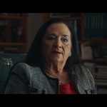Laura, la primera árbitro mujer